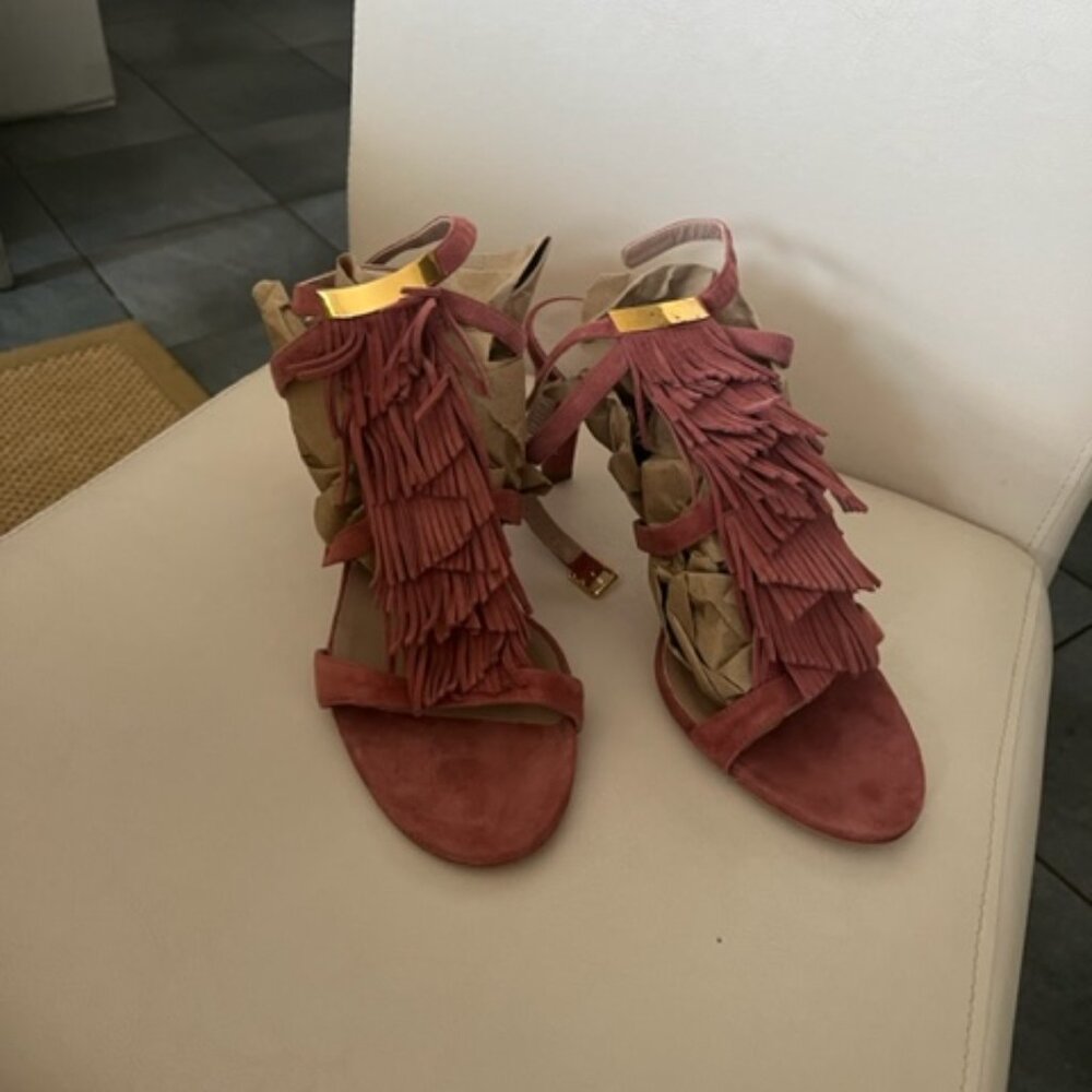 New  Pink Chloe' Suede Fringe Trim Accent Sandal- Size 11